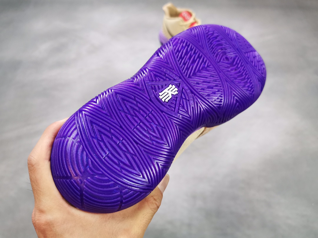 150 女鞋补出古埃及主题 神秘吸睛的 Concepts x Nike Kyrie 5 “Ikhet”Nike Kyrie 5可谓是将科技与美学完美融合