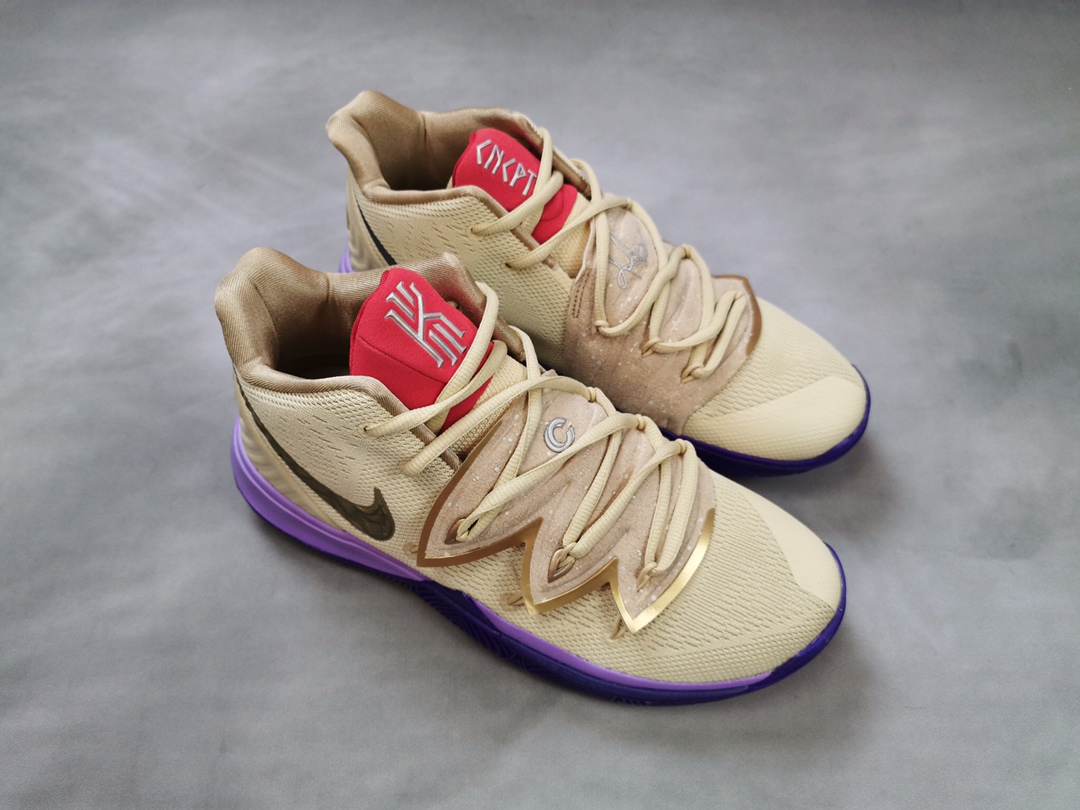 150 女鞋补出古埃及主题 神秘吸睛的 Concepts x Nike Kyrie 5 “Ikhet”Nike Kyrie 5可谓是将科技与美学完美融合