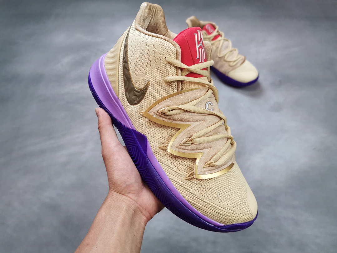 150 女鞋补出古埃及主题 神秘吸睛的 Concepts x Nike Kyrie 5 “Ikhet”Nike Kyrie 5可谓是将科技与美学完美融合