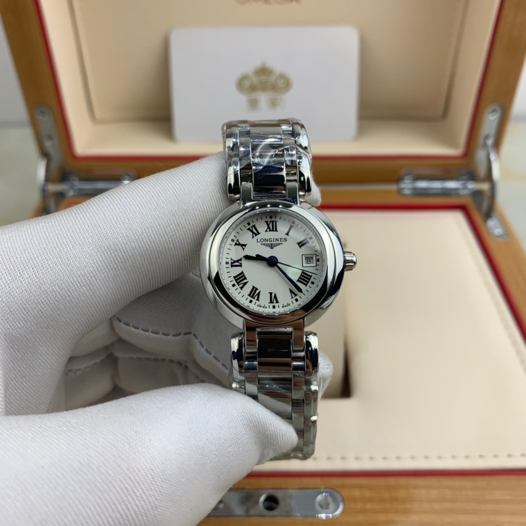 Longines 皇家 浪琴心月系列女款腕表