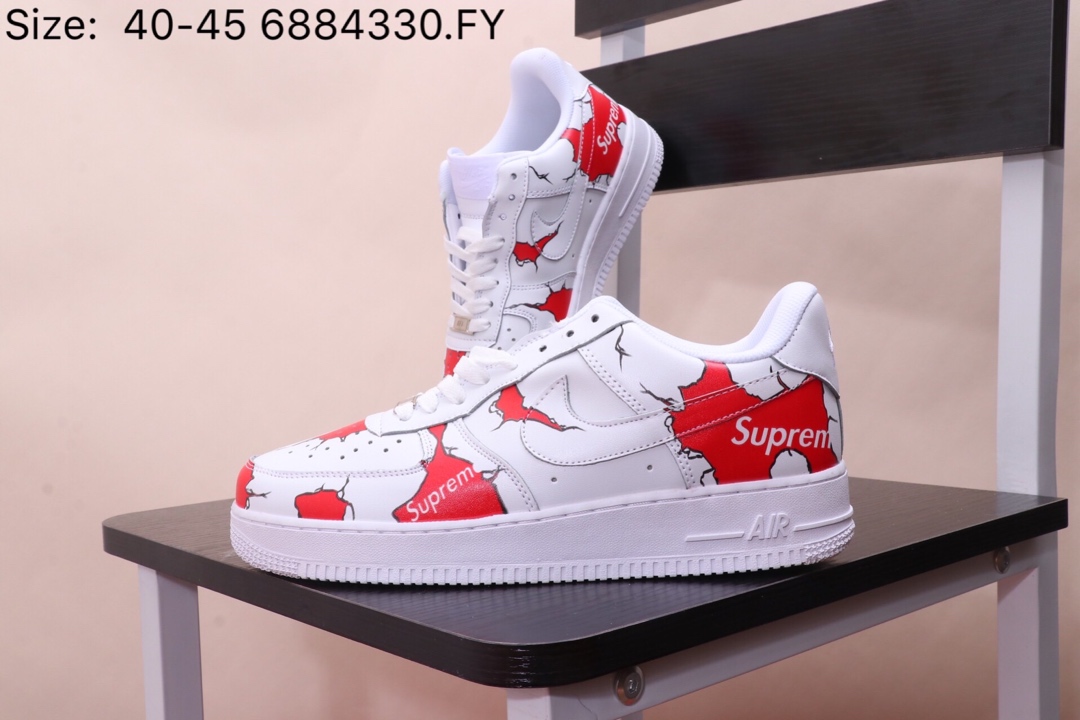 150耐克 Nike Air Force 1   内置全掌气垫 耐克 空军一号 低帮  头层皮 个性涂鸦印花 透气冲孔皮面 夏季透气休闲经典板鞋 款号 AJ7747 6884330