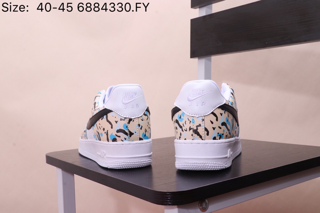 150耐克 Nike Air Force 1   内置全掌气垫 耐克 空军一号 低帮  头层皮 个性涂鸦印花 透气冲孔皮面 夏季透气休闲经典板鞋 款号 AJ7747 6884330