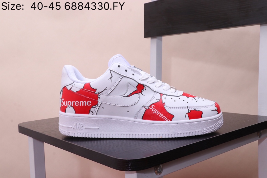 150 耐克 Nike Air Force 1   内置全掌气垫 耐克 空军一号 低帮  头层皮 个性涂鸦印花 透气冲孔皮面 夏季透气休闲经典板鞋 款号 AJ7747 6884330