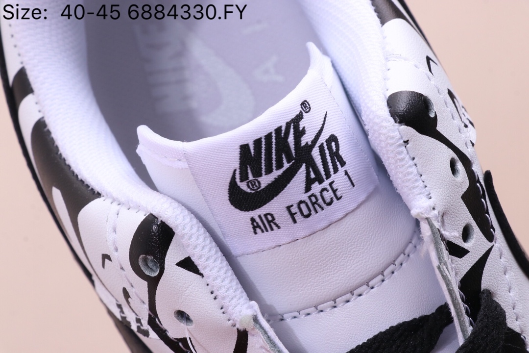150 耐克 Nike Air Force 1   内置全掌气垫 耐克 空军一号 低帮  头层皮 个性涂鸦印花 透气冲孔皮面 夏季透气休闲经典板鞋 款号 AJ7747 6884330