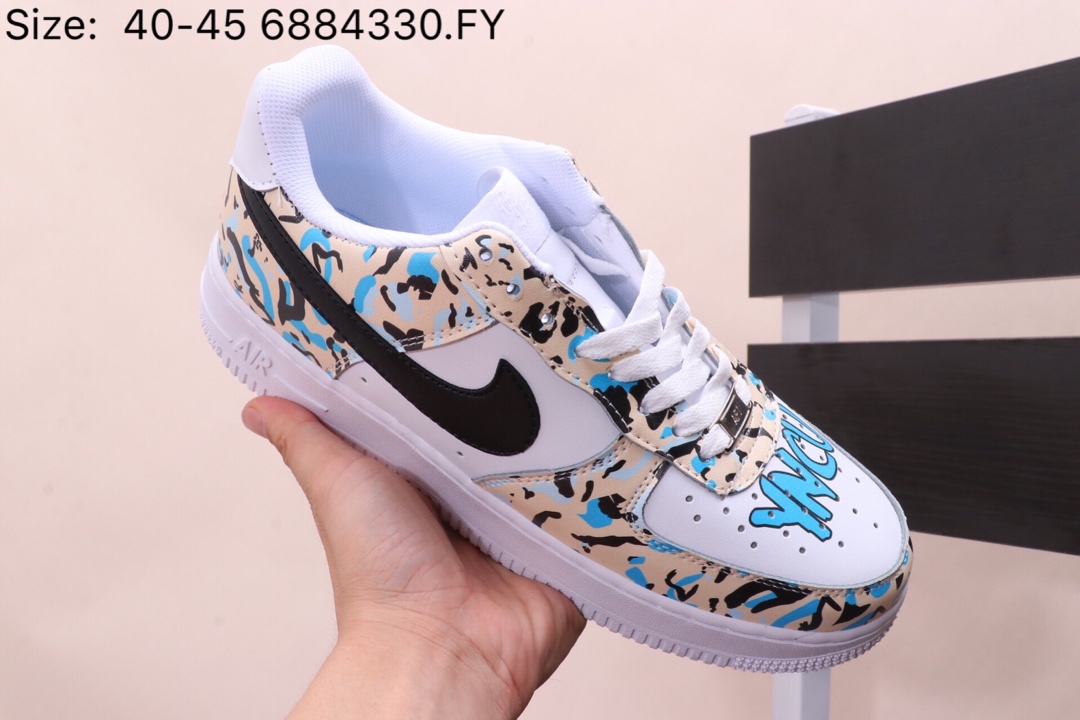 150 耐克 Nike Air Force 1   内置全掌气垫 耐克 空军一号 低帮  头层皮 个性涂鸦印花 透气冲孔皮面 夏季透气休闲经典板鞋 款号 AJ7747 6884330