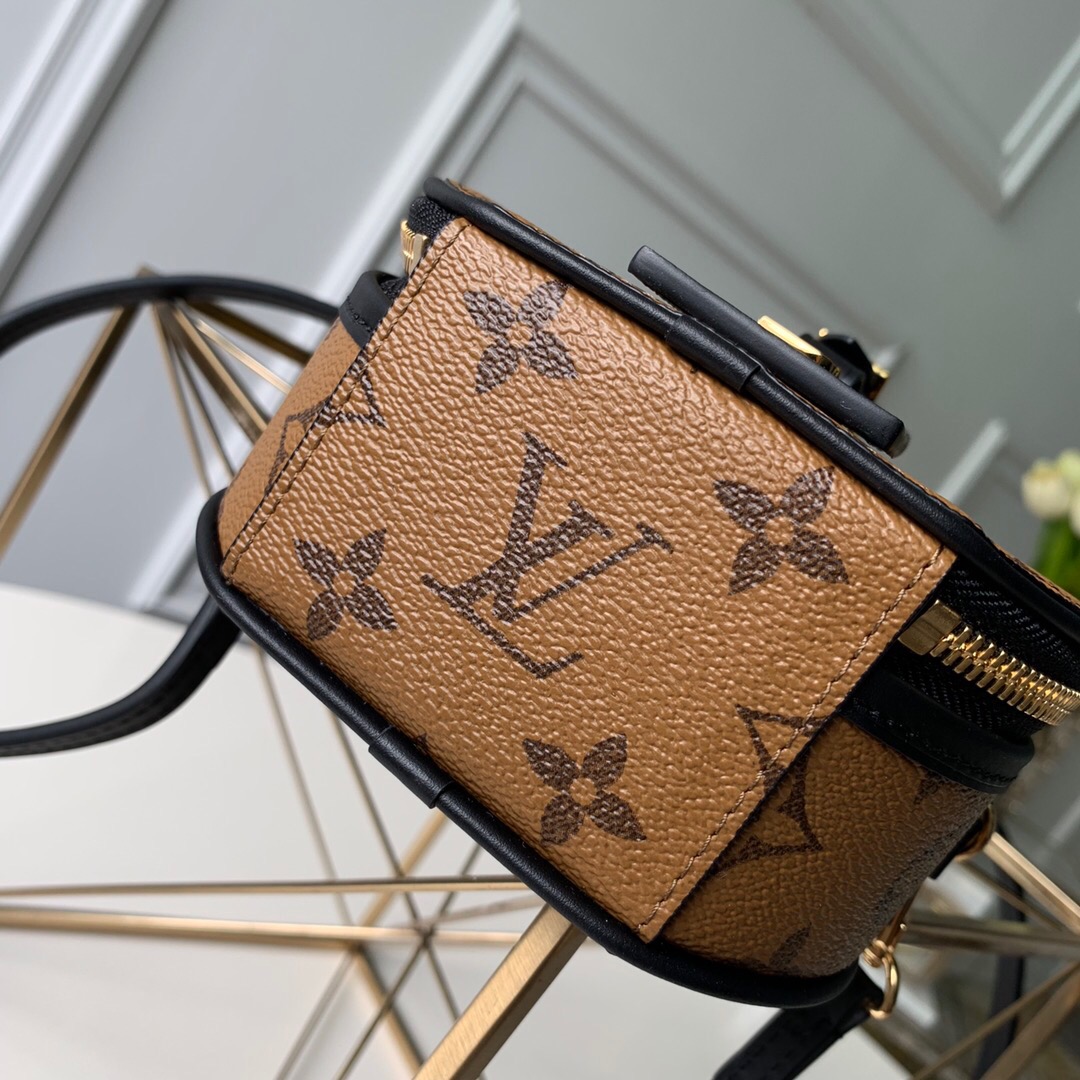 M68276 LV BOITE CHAPEAU 迷你包