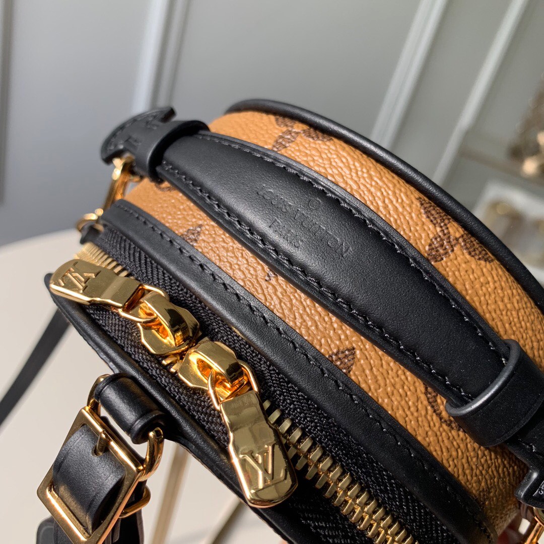 M68276 LV BOITE CHAPEAU 迷你包