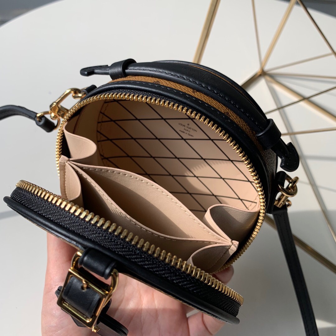 M68276 LV BOITE CHAPEAU 迷你包