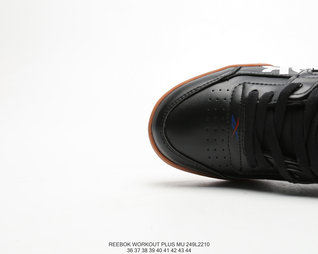 120 Reebok 锐步 Workout Plus Mu 户外工作鞋 休闲跑鞋