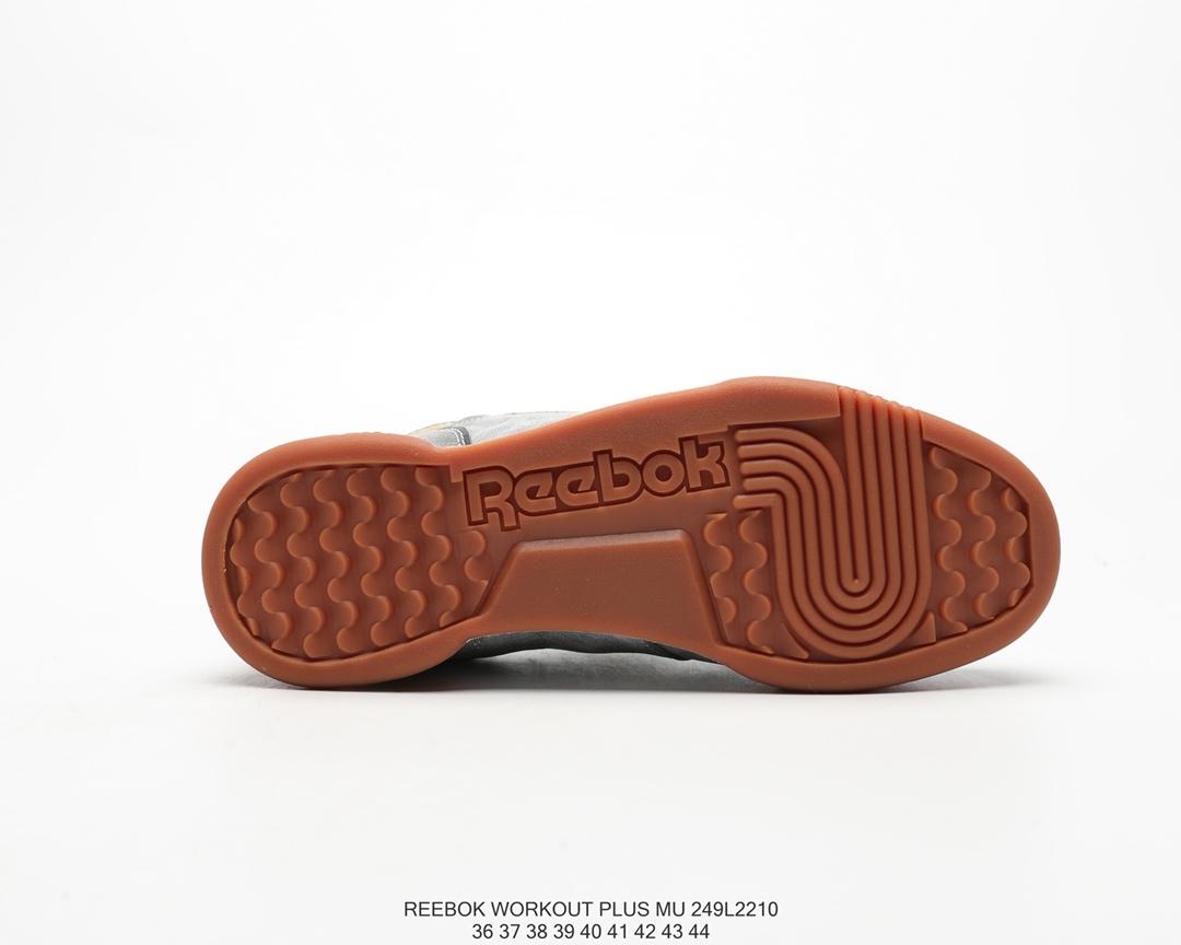 120 Reebok 锐步 Workout Plus Mu 户外工作鞋 休闲跑鞋