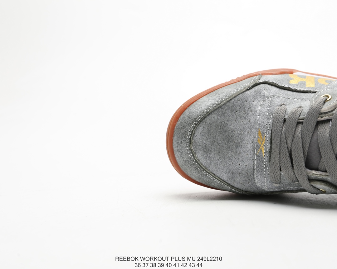 120 Reebok 锐步 Workout Plus Mu 户外工作鞋 休闲跑鞋