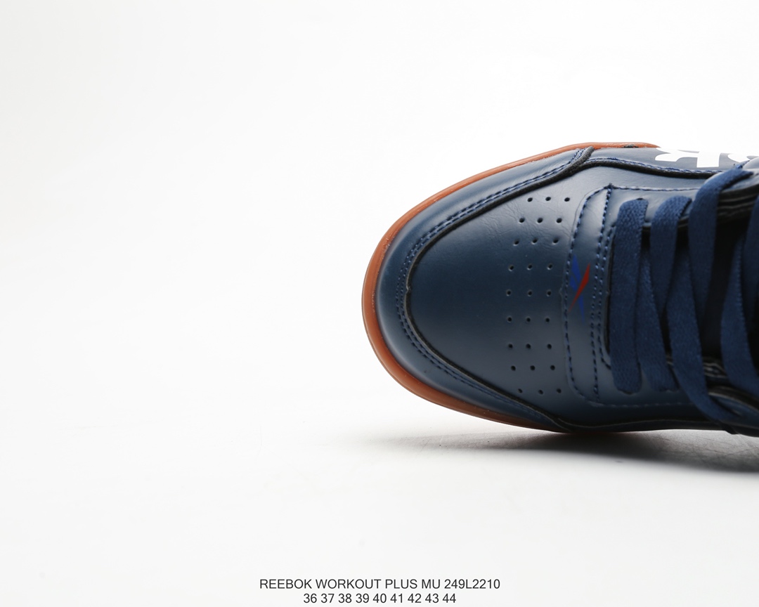 120 Reebok 锐步 Workout Plus Mu 户外工作鞋 休闲跑鞋