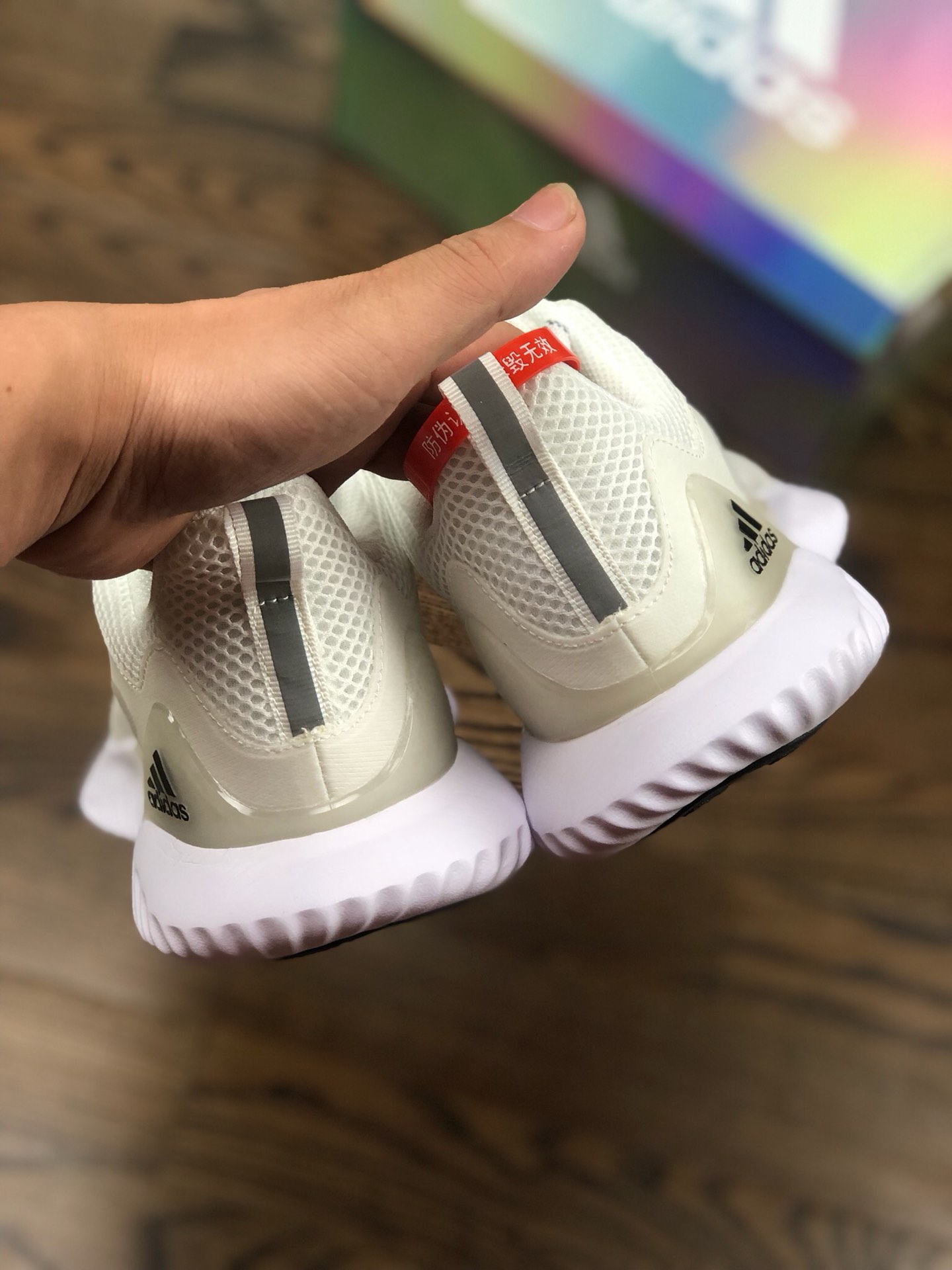 190 渠道原装 专柜指定订单】全新版本更新  新配色上架  Adidas AlphaBounce HPC AMS 3M反光 阿尔法三代 白粉高频 B43617