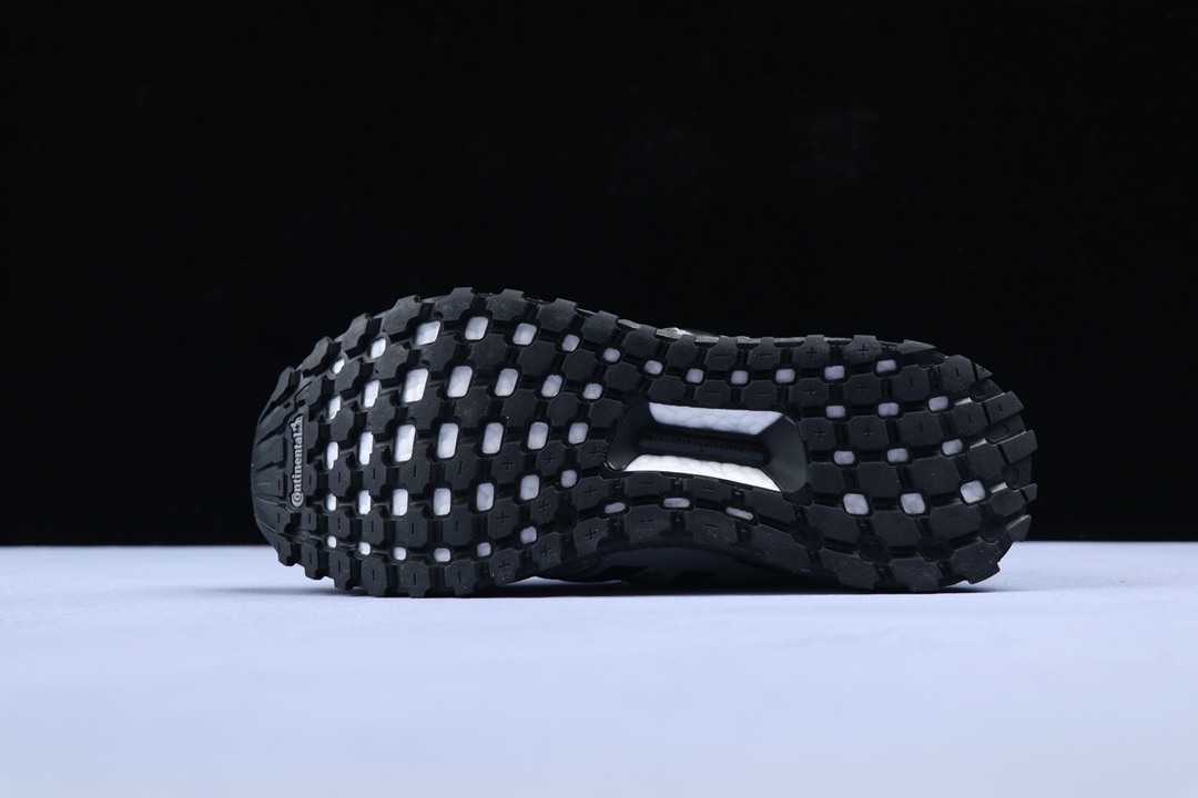 220公司级 权利的游戏联名DMGame Of Thrones x adidas Ultra Boost 4.0 “House Lannister”兰尼斯特家族 权利的游戏 EE3707