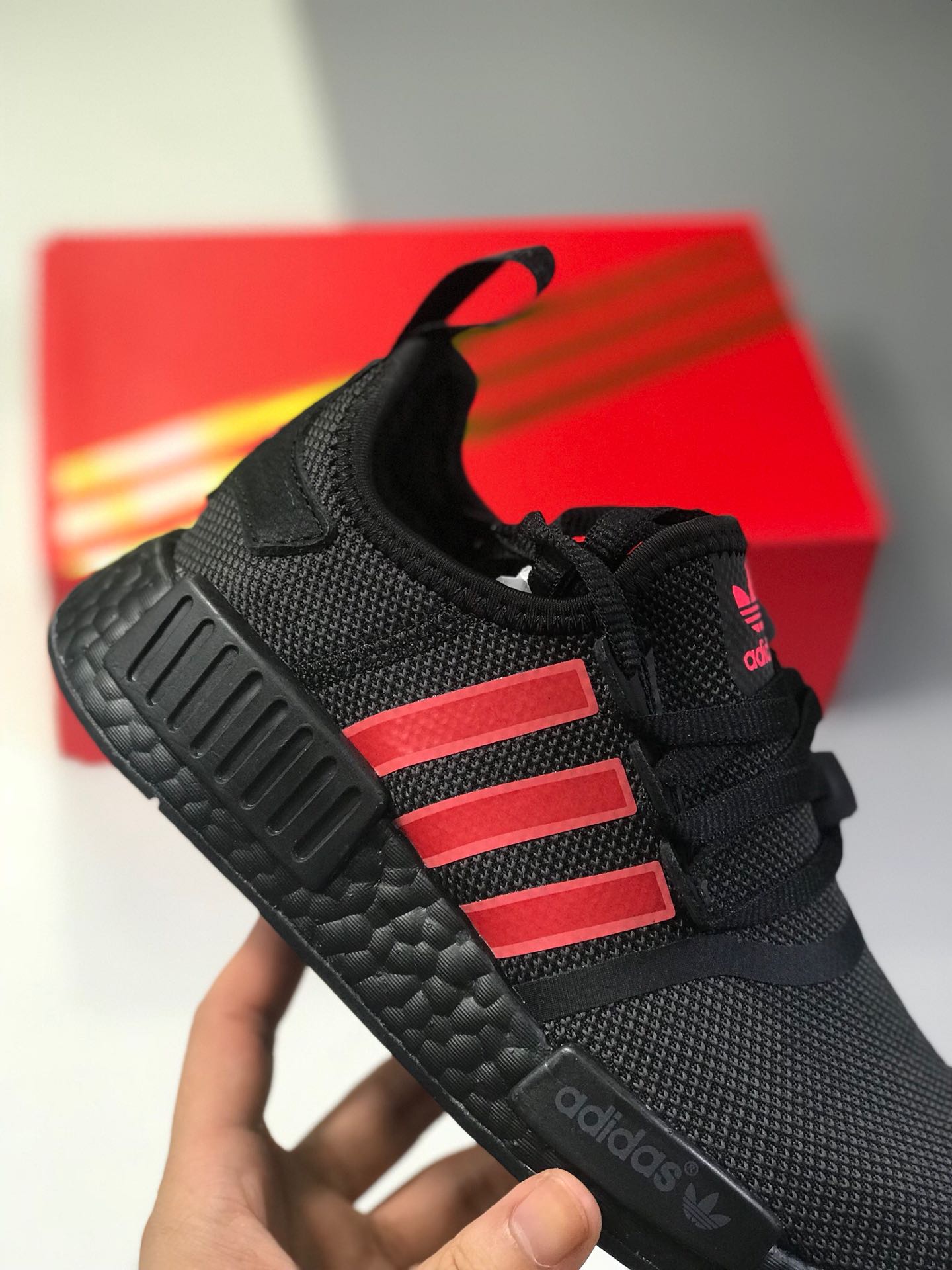 280Adidas NMD R1 中国狮头刺绣款原装巴斯夫boost鞋底 原盒原标