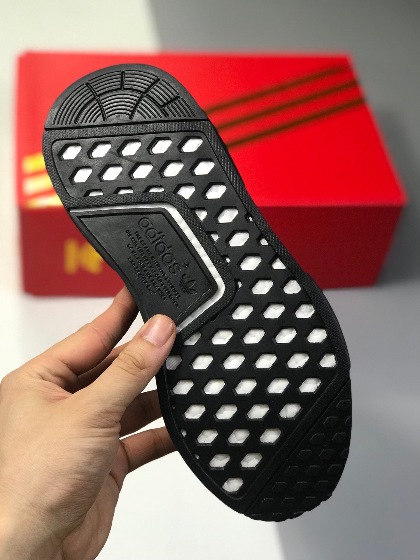 280Adidas NMD R1 中国狮头刺绣款原装巴斯夫boost鞋底 原盒原标