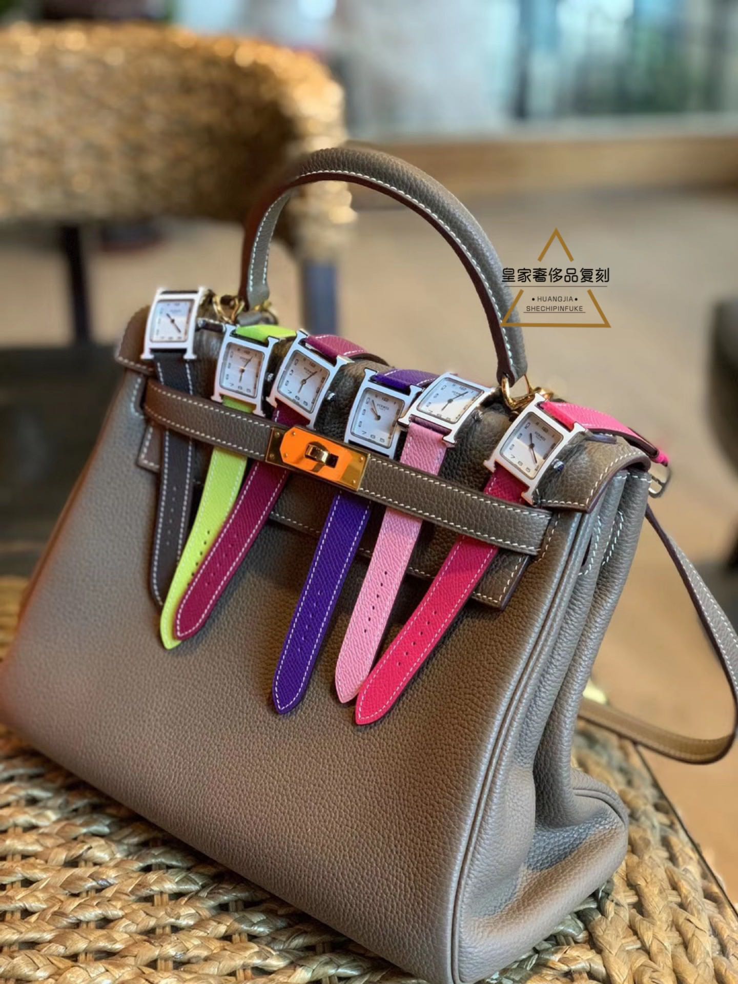 Hermès 比如，找我买个爱马仕
