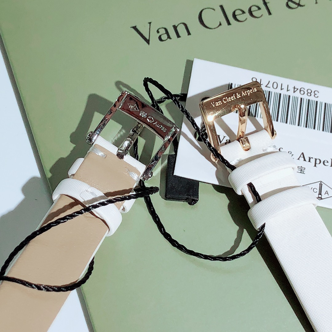梵克雅宝-VanCleefArpelsAlhambra系列腕表继续沿袭梵克雅宝的标志性图案散发恒久隽永的
