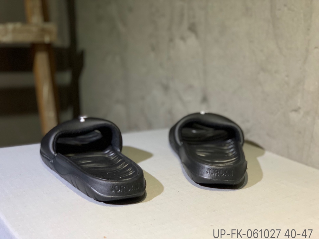 80Air Jordan Break Slide 乔丹拖鞋