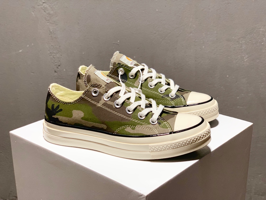 170【Carhartt WIP x Converse 最新 Chuck 70 联名系列发布】双方将两款全新配色加入帆布鞋面上能演练 Chuck 70 鞋款