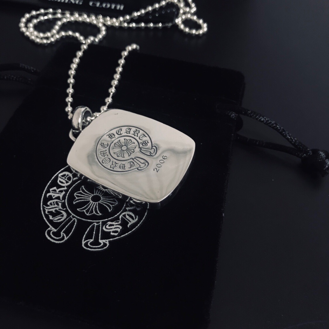 Chrome Hearts 十字架宮廷花方块吊坠 王嘉尔同款ネックレス
