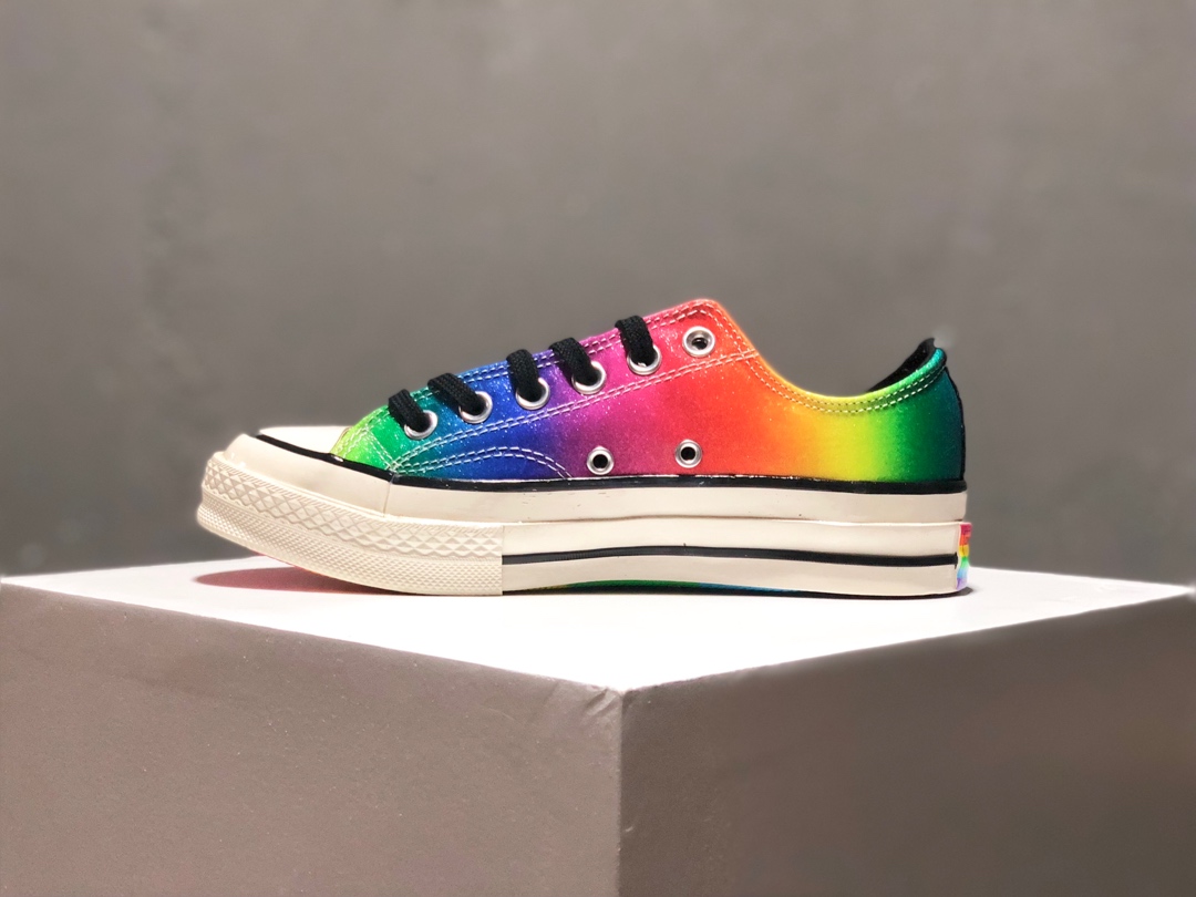 170Converse 2019 “Pride”系列发售今年系列灵感来自“Stonewall Riots”事件50周年