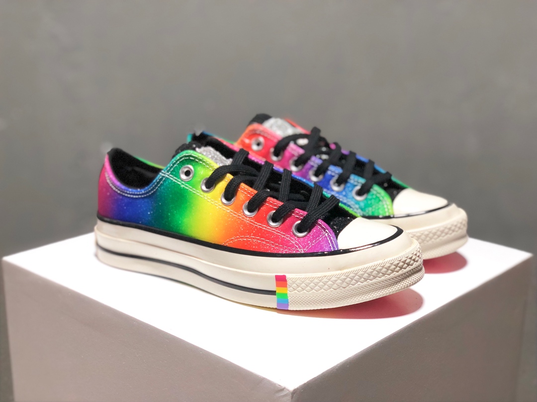 170Converse 2019 “Pride”系列发售今年系列灵感来自“Stonewall Riots”事件50周年