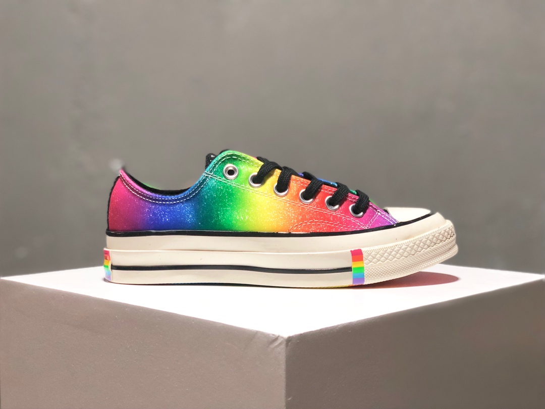 170Converse 2019 “Pride”系列发售今年系列灵感来自“Stonewall Riots”事件50周年