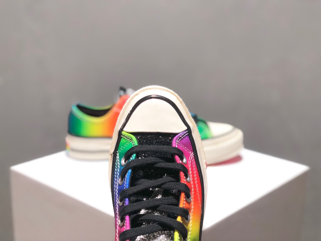 170Converse 2019 “Pride”系列发售今年系列灵感来自“Stonewall Riots”事件50周年