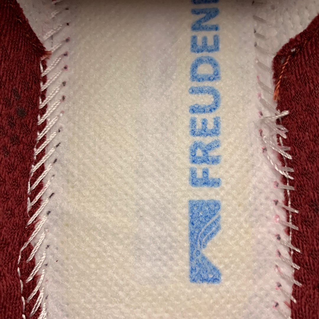 100 福利特价 Adidas 阿迪达斯 ADI-EASE 新校园低帮休闲帆布板鞋 CQ1065