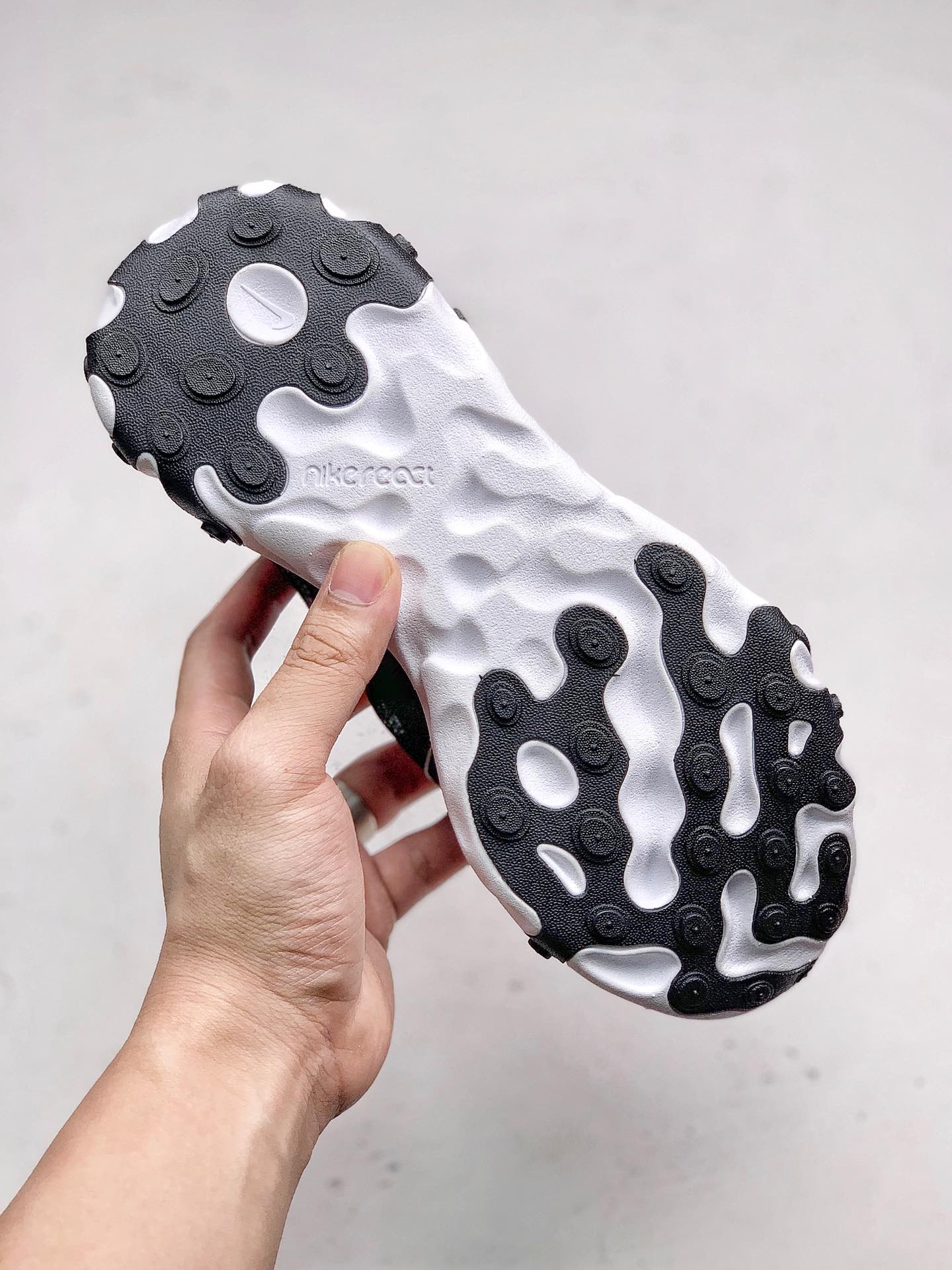 140 Nike React Element 87 极致科技极具先锋实验性质的设计核心理念