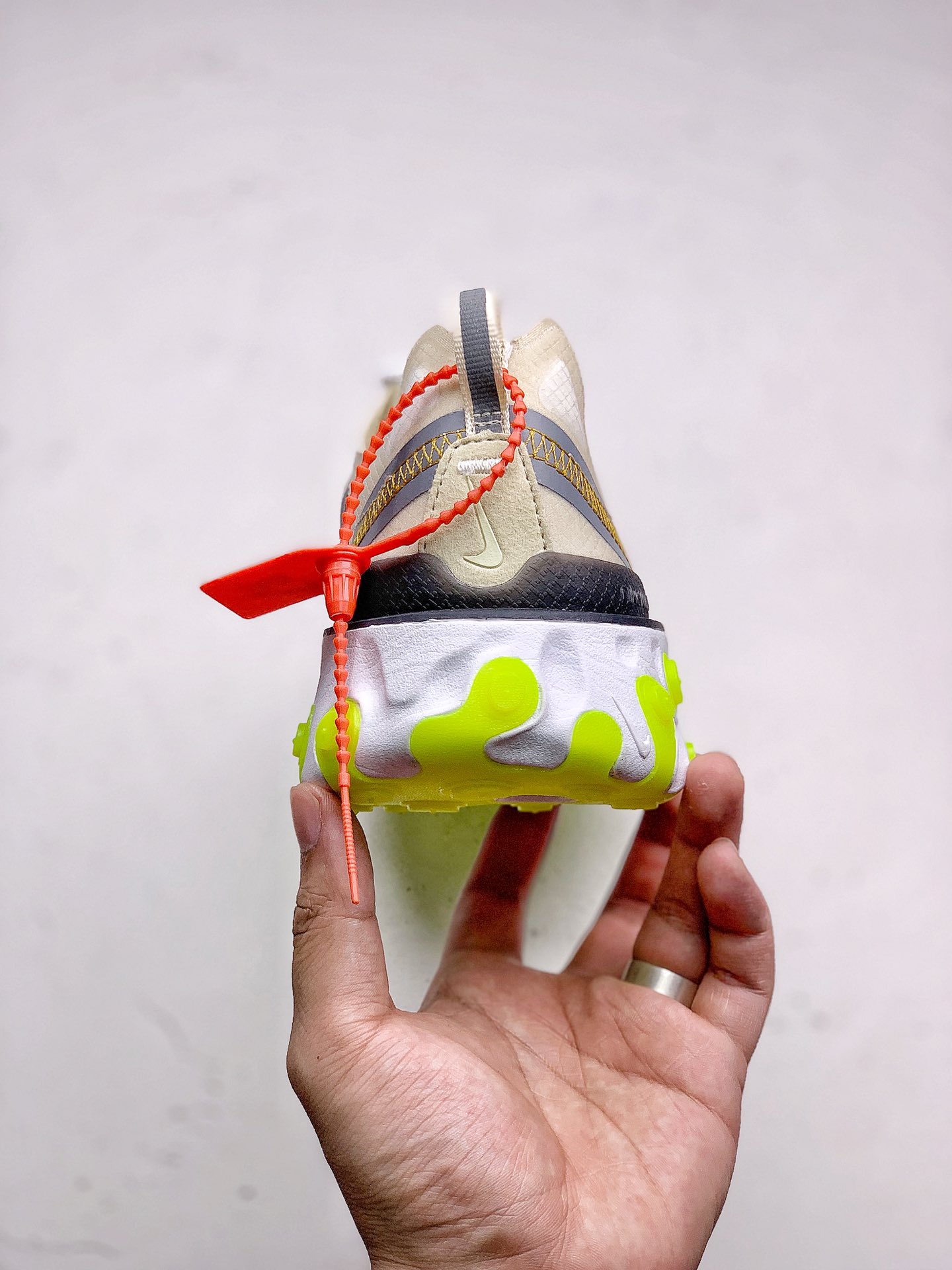 140 Nike React Element 87 极致科技极具先锋实验性质的设计核心理念