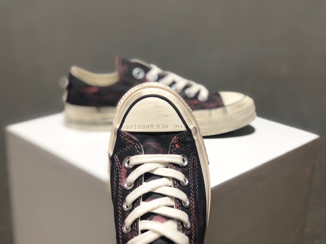 220Converse 匡威 x Undercover 高桥盾主理品牌全新时尚梦幻主题联名 双围条蓝底 高帮铁环复古做旧款帆布休闲板鞋