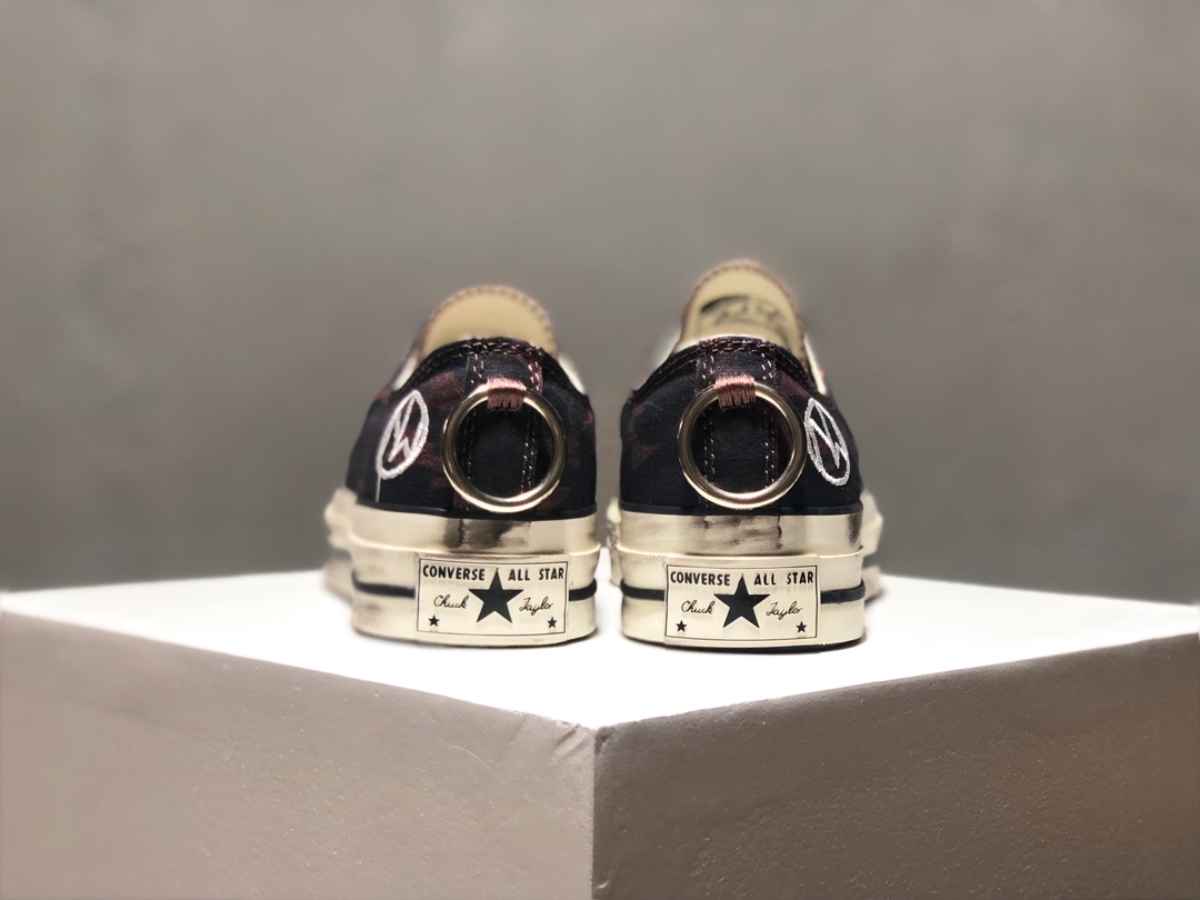 220Converse 匡威 x Undercover 高桥盾主理品牌全新时尚梦幻主题联名 双围条蓝底 高帮铁环复古做旧款帆布休闲板鞋