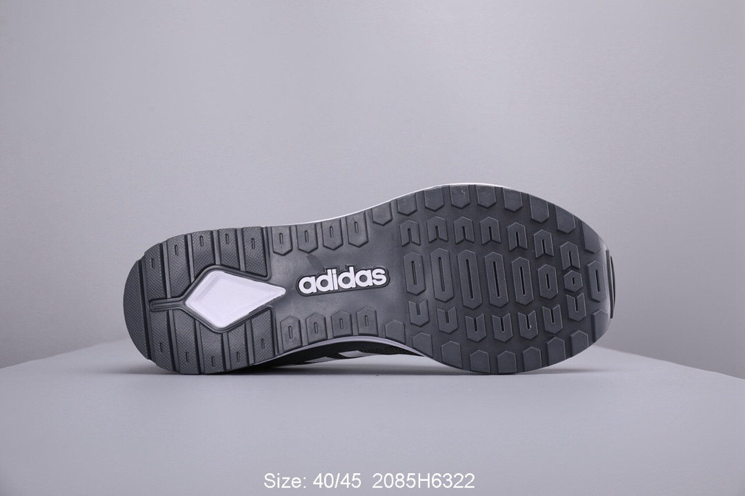 120阿迪达斯 Adidas NEO 新款运动清风跑步鞋
