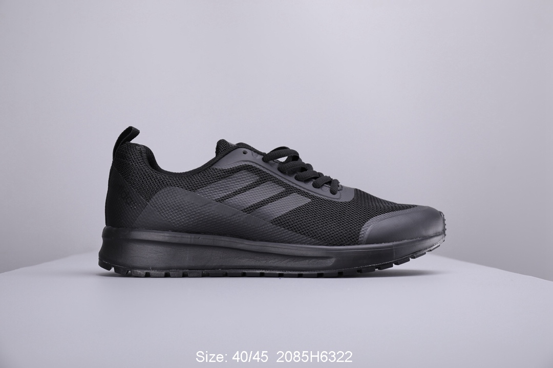 120阿迪达斯 Adidas NEO 新款运动清风跑步鞋