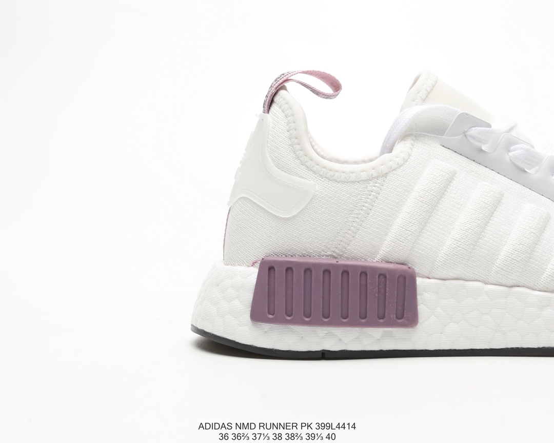 240 Adidas NMD R1  Primeknit Triple Black BD7745 针织面原装进口Boost原料 高密度弹性针织 首发新配色 BD8024