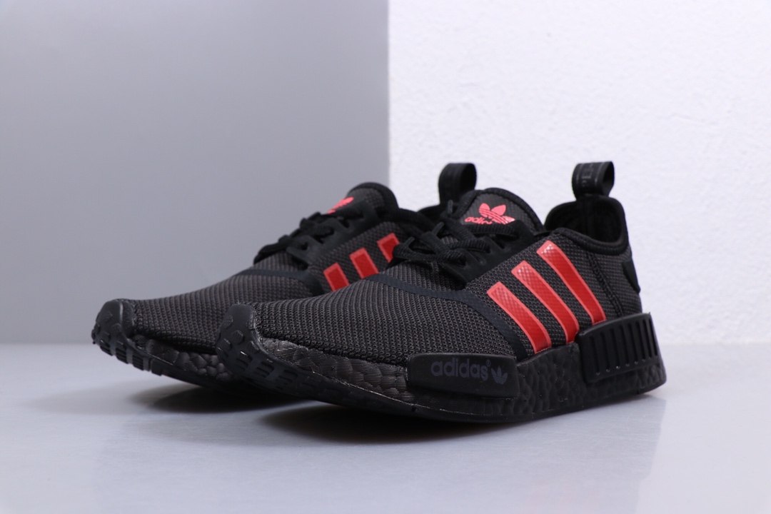 280  Adidas 阿迪达斯 NMD_R1 猪年限定 全掌爆米花大底休闲跑步鞋 G27576 正确抽屉原盒 内赠刺绣狮头防尘袋和黑红鞋带一副 中国元素十足