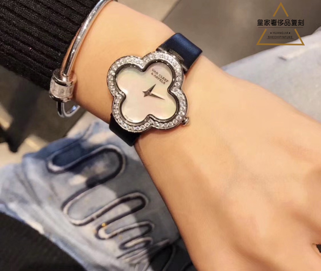 Van Cleef & Arpels 独家 Vca梵克雅宝Alhambra Vintage四叶草系列