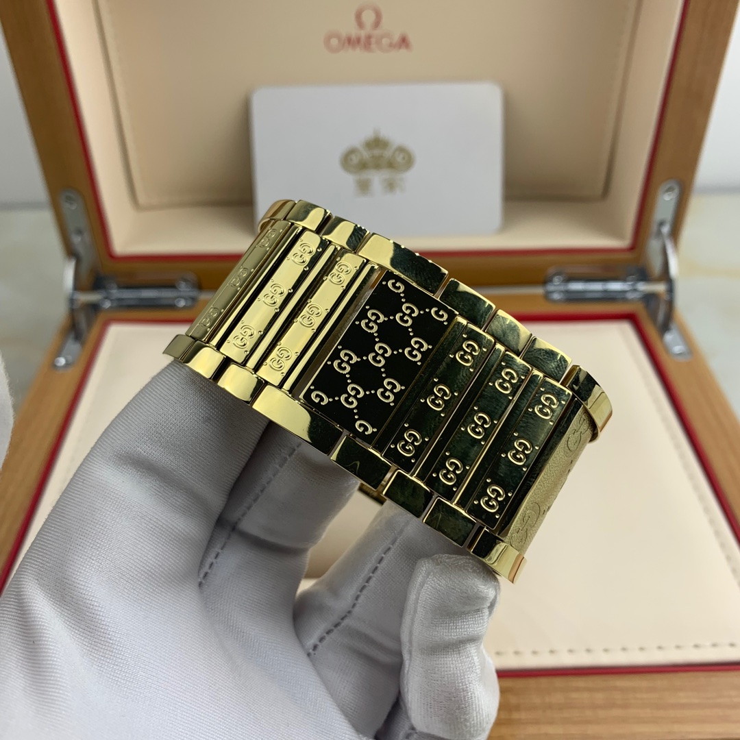 Gucci 皇家 古驰手镯女款腕表