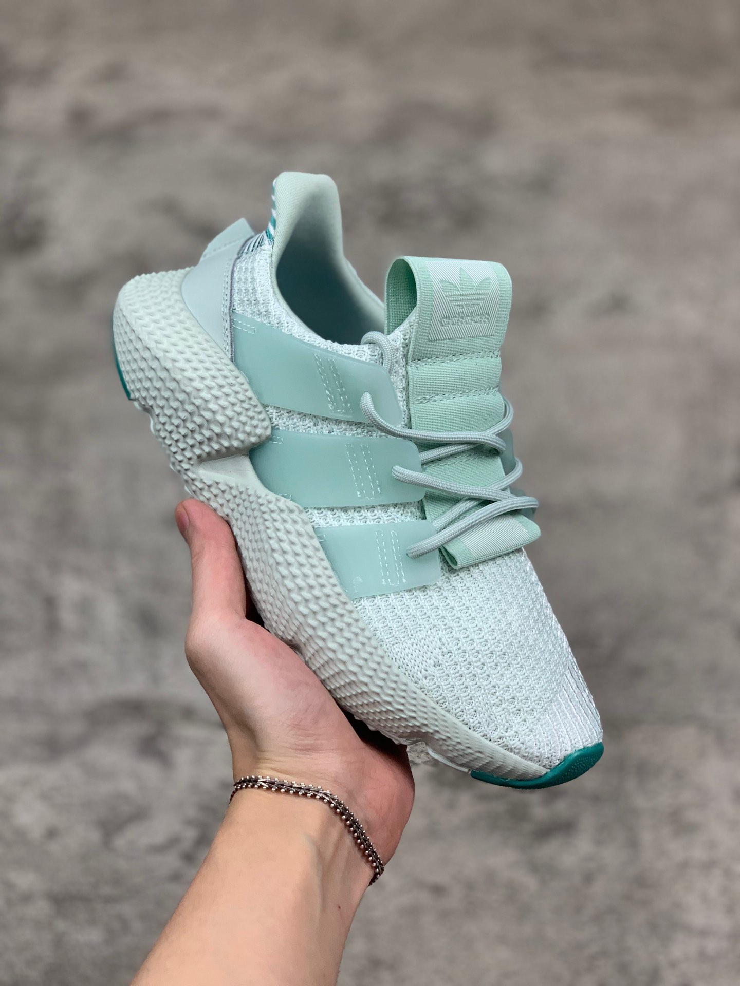 170新配色 刺猬系列Adidas CLIMACOOL EQT 清风“恐惧鲨鱼”融入EQT 的外观轮廓