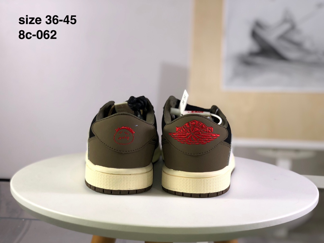 150 Travis Scott Low TS联名倒钩 反钩鬼脸低帮板鞋