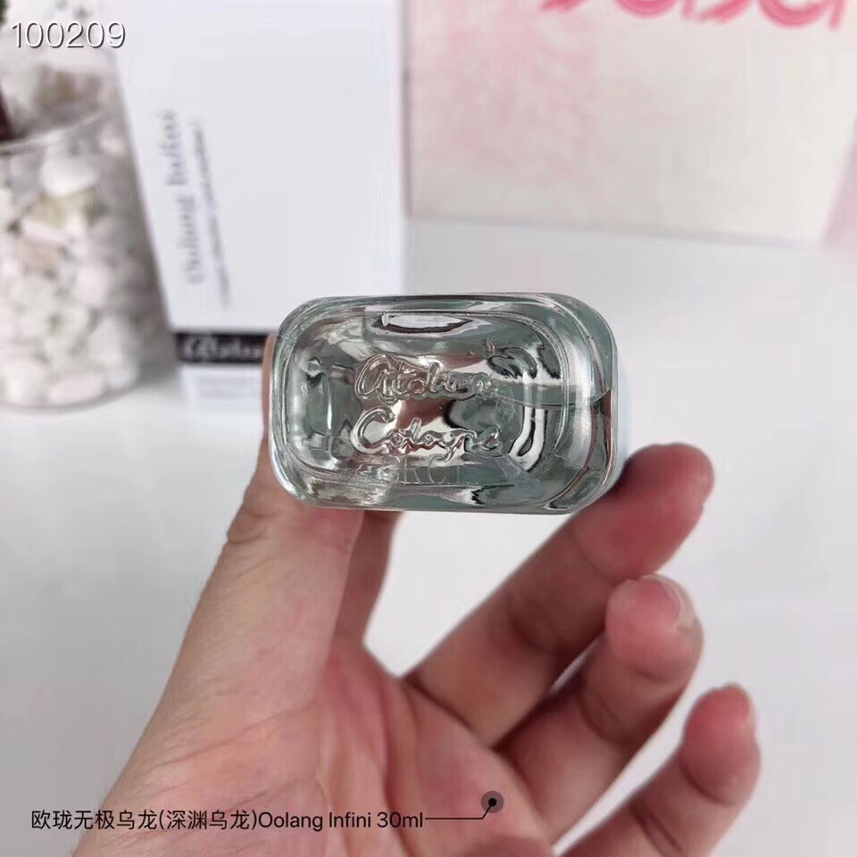 1560588866 2302110503 3