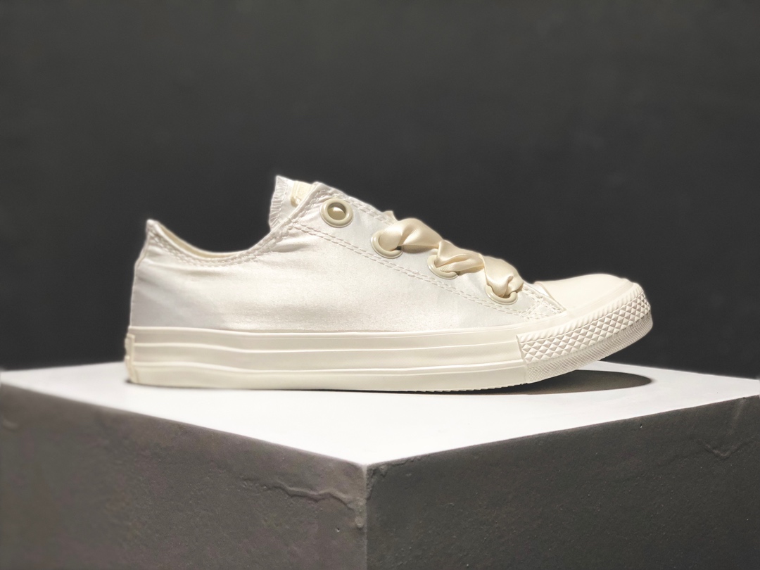 150女神系丝绸鞋带设计！匡威Converse Chucks Sisters All Star Plts Satinpoint OX丝绸白 低帮经典改良厚底松糕百搭休闲硫化板鞋