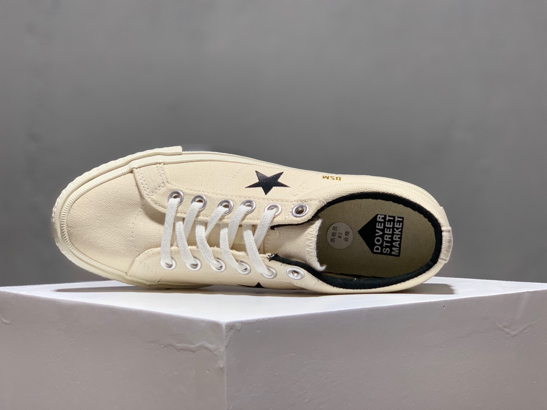 170Converse 匡威 One Star 联名款帆布低帮休闲板鞋 DSM一星 该款由川久保玲开设的时尚品牌集合