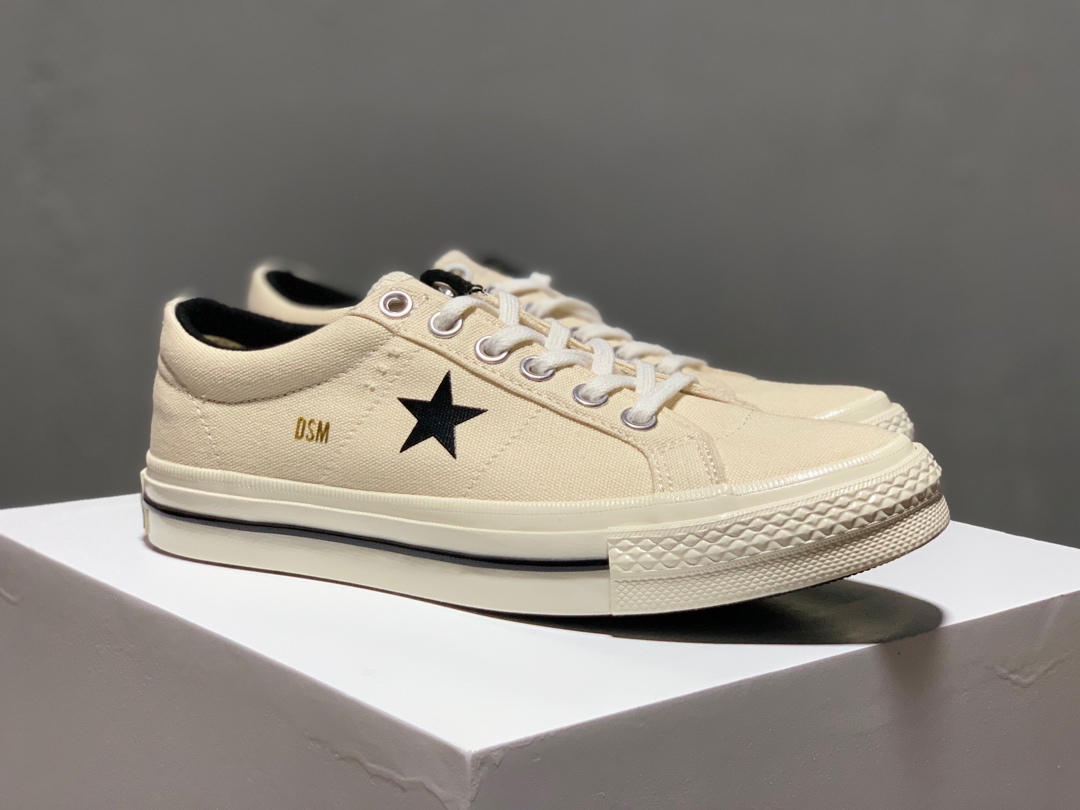 170Converse 匡威 One Star 联名款帆布低帮休闲板鞋 DSM一星 该款由川久保玲开设的时尚品牌集合