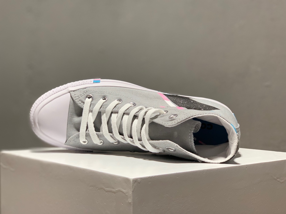 200  LGBT骄傲月限定配色匡威Converse All Star Chuck 1970 ”Pride Pack” Hi高帮经典休闲运动硫化板鞋“渐变彩虹颗粒特闪电”165716C