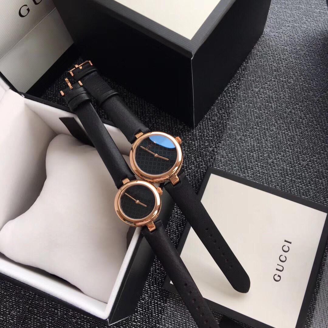 Часы Gucci