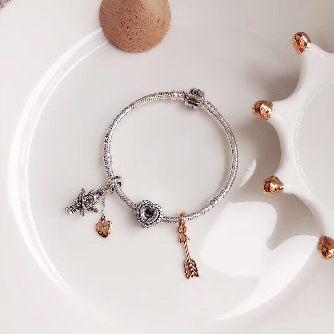 NO:103581,andora Pandora Purchase Level Matching Reference and Applicable Counter Packaging, Pandora Finished Bracelet, Bracelet19860909andora 潘多拉 代购级别 搭配参考配专柜包装,潘多拉成品手镯,bracelet,Jewelry