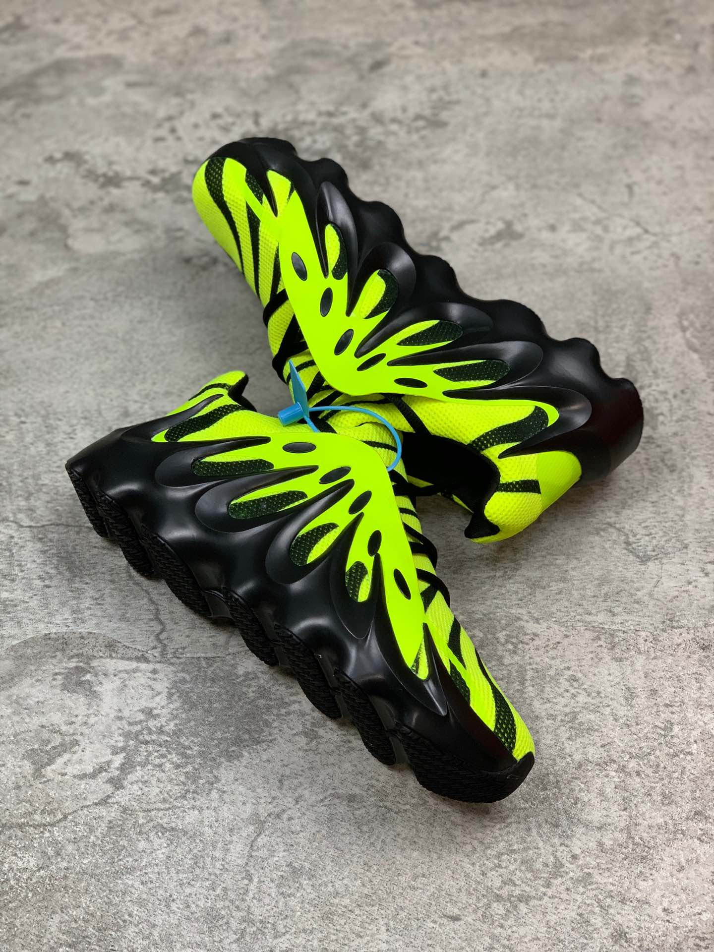 380公司级 阿迪达斯/Adidas Yeezy451  Boost 椰子451 爆米花缓震鞋底 顶级真爆  透气网面 复古运动跑鞋